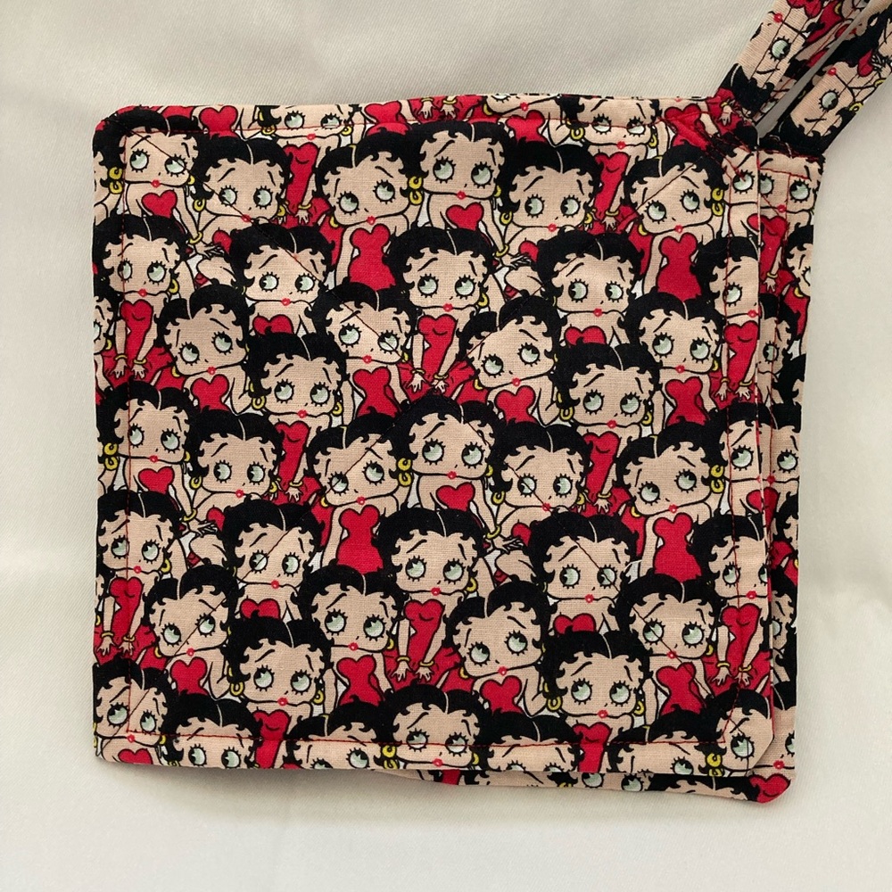 Betty Potholders